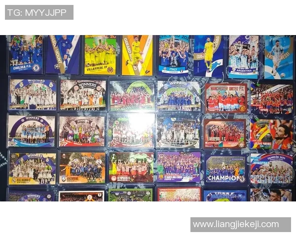 足球明星卡册图片展示与收藏价值分析让你了解球星背后的故事与魅力 足球明星卡册图片展示与收藏价值分析让你了解球星背后的故事与魅力