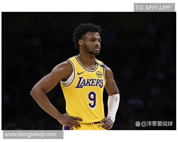 湖人队篮球明星的精彩瞬间与传奇故事回顾